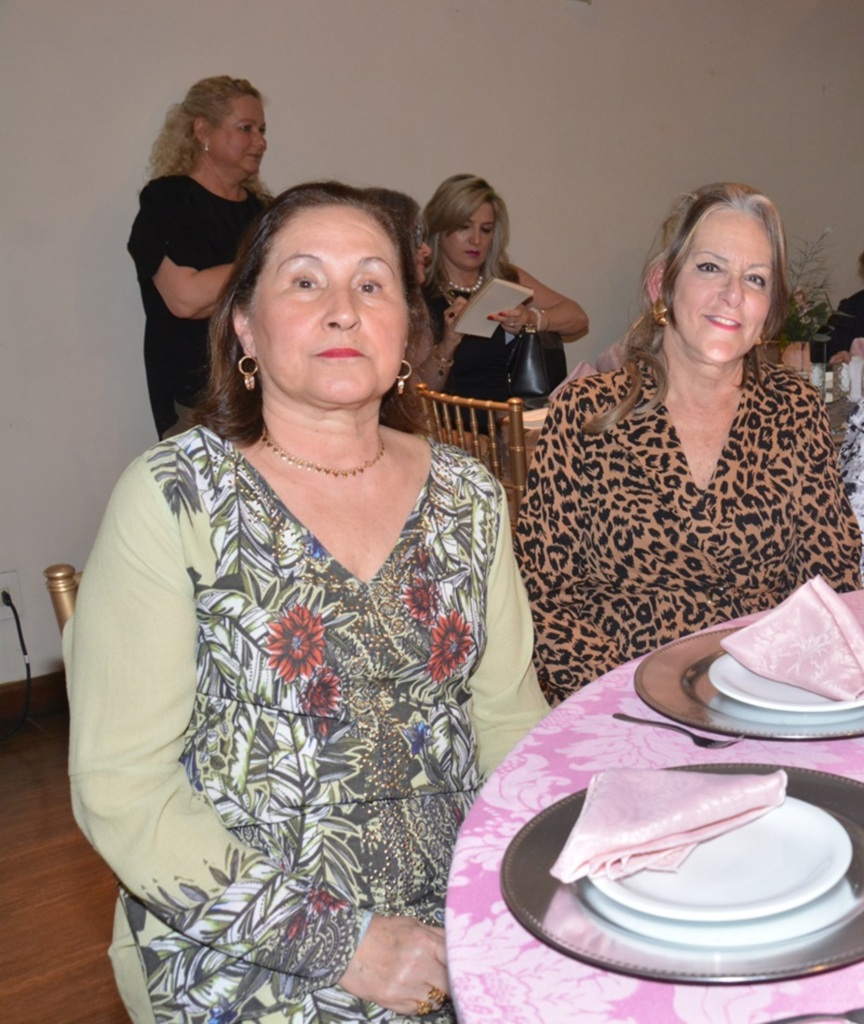 Elas marcaram presença elegante, em recente Tarde Chique no Dunas Clube