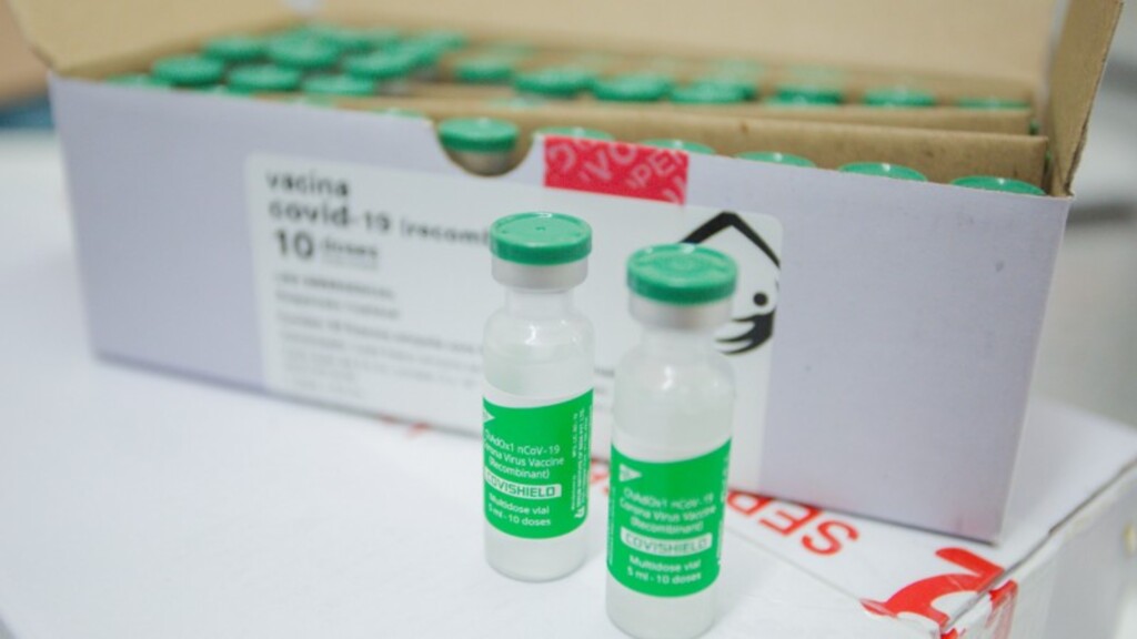 SES faz balanço de vacinas da Astrazeneca registradas após validade