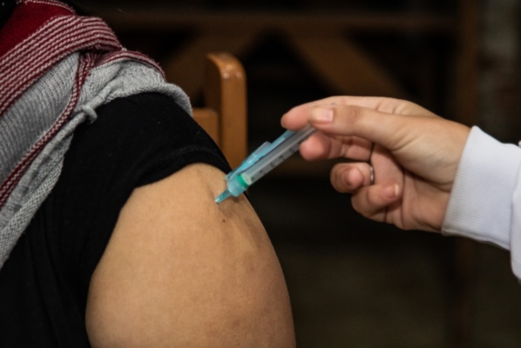 Pelotas abre vacinação para cuidadores de crianças e jovens com deficiência permanente