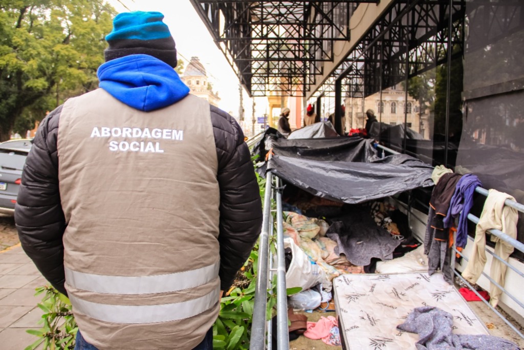 Prefeitura amplia vagas e intensifica abordagem social nos dias mais frios