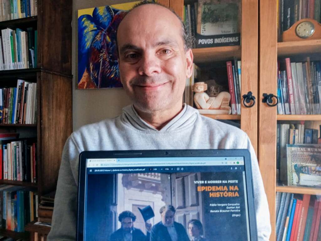 Lançada pela UFPel, trilogia de livros aborda epidemias passadas para entender o presente
