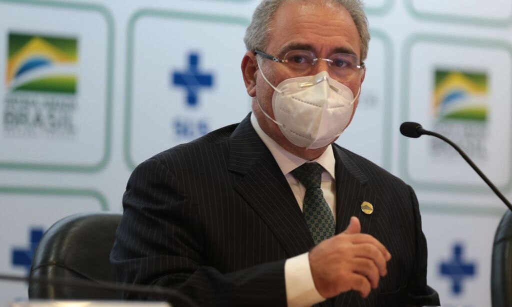 Ministro da Saúde afirma que pessoas com mais de 18 anos serão vacinadas até dezembro