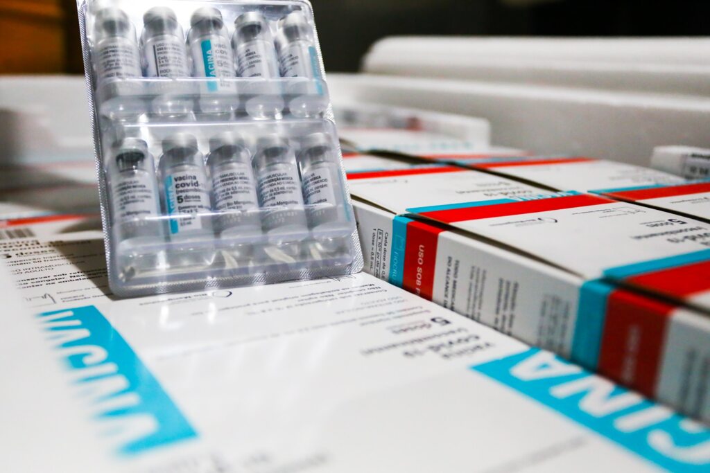 Governo já distribuiu mais de 100 milhões de doses de vacinas
