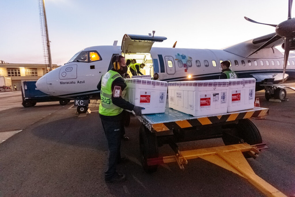 RS recebe 190 mil doses de Coronavac