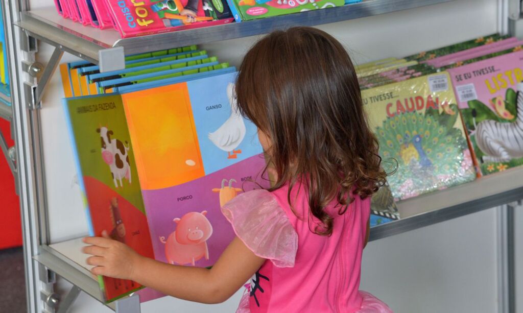 Leitura deve ser estimulada desde cedo