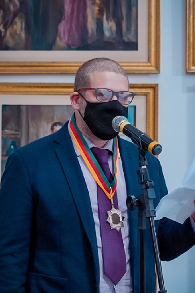 Epidemiologista Pedro Hallal recebe a Medalha do Mérito Farroupilha