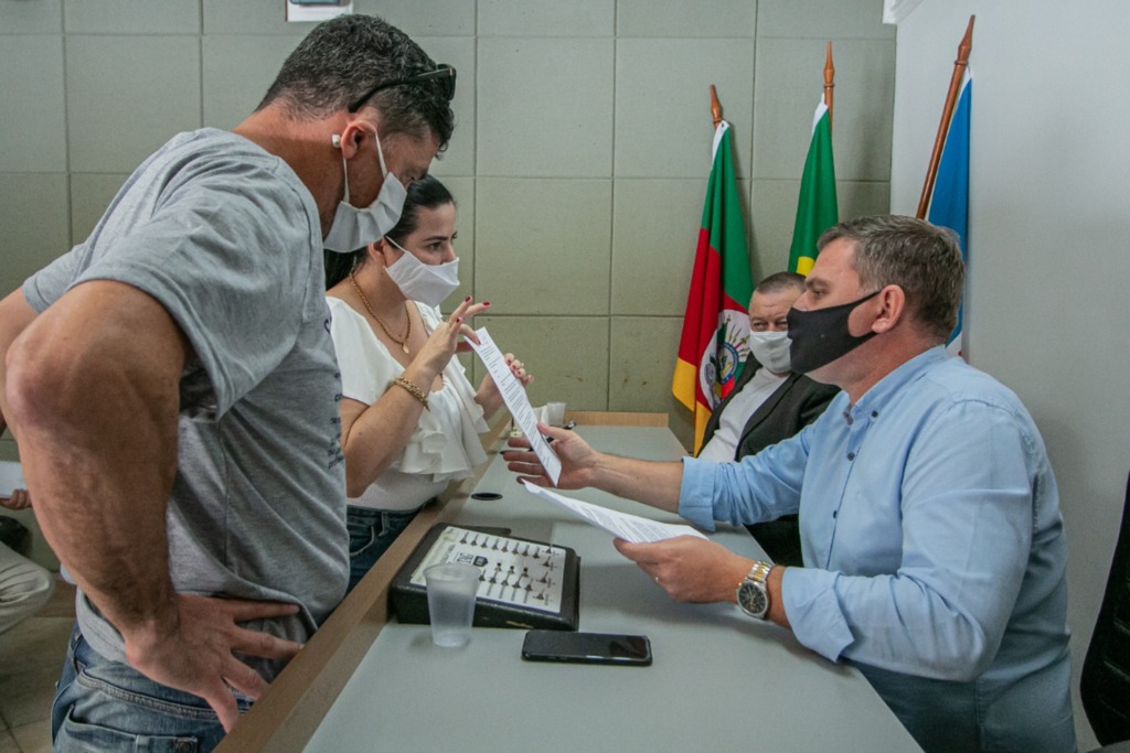 240 empresários manifestam intenção de colaborar na compra de insumos para a saúde