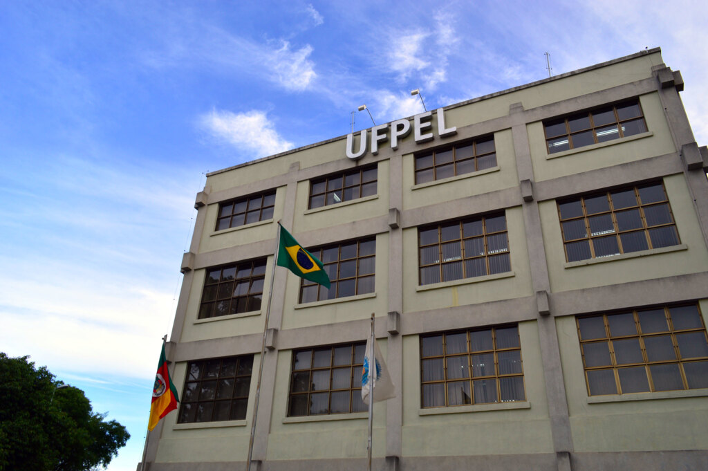 Comitê UFPel Covid posiciona-se contra a flexibilização de restrições