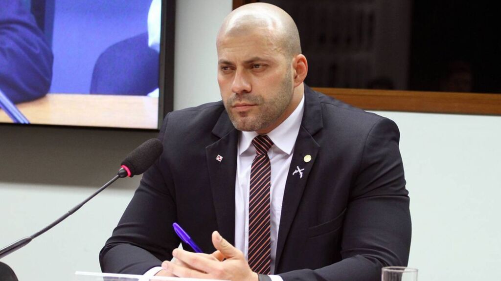 STF mantém prisão de Daniel Silveira após audiência de custódia