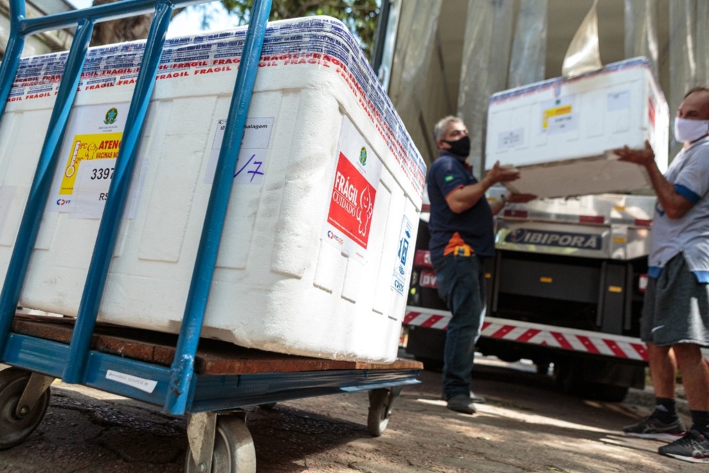 Região recebe mais 9,5 mil vacinas nesta segunda