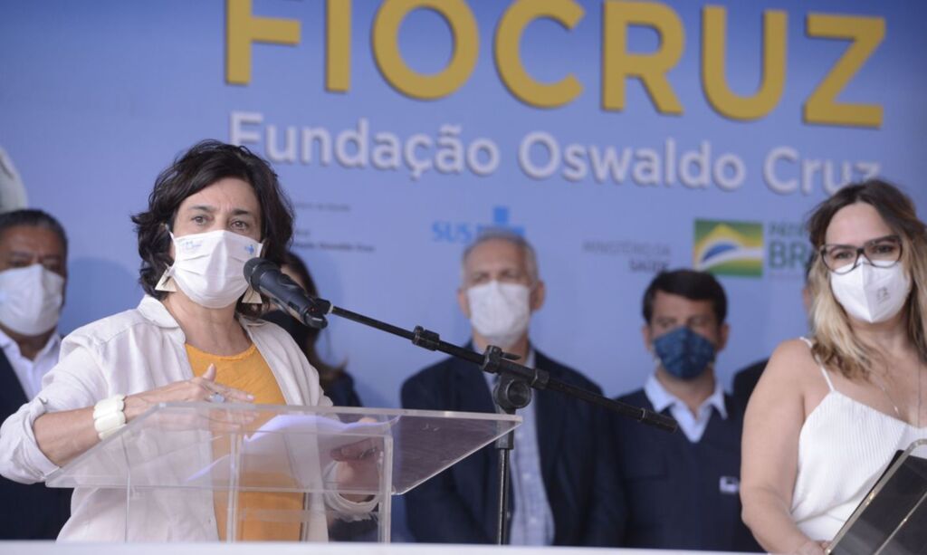 Fiocruz negocia mais 15 milhões de doses da AstraZeneca