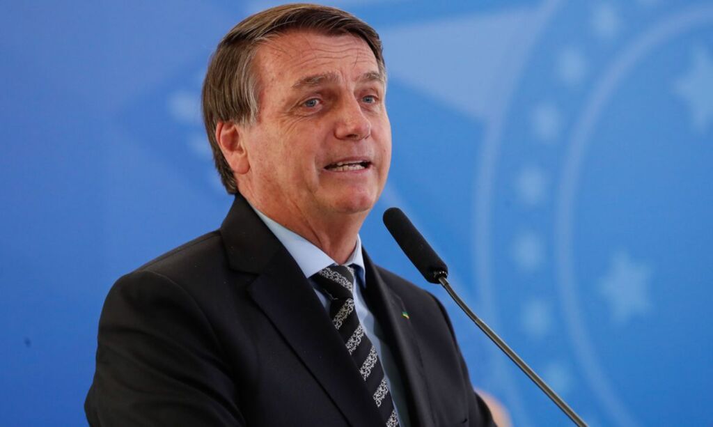 Bolsonaro cumprimenta Biden