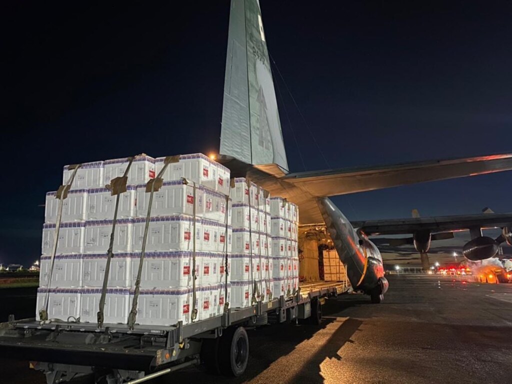 Distribuição do 1º lote da CoronaVac é concluído