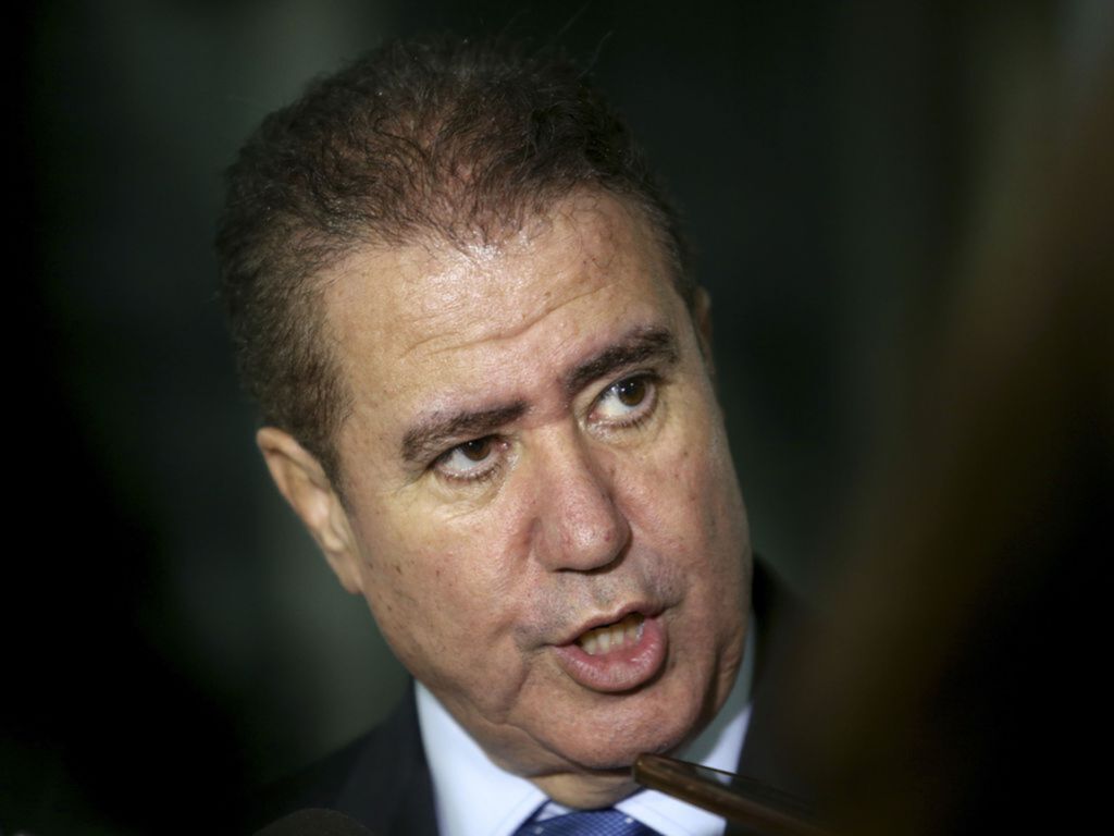 FNP garante ter seringas suficientes para começar vacinação