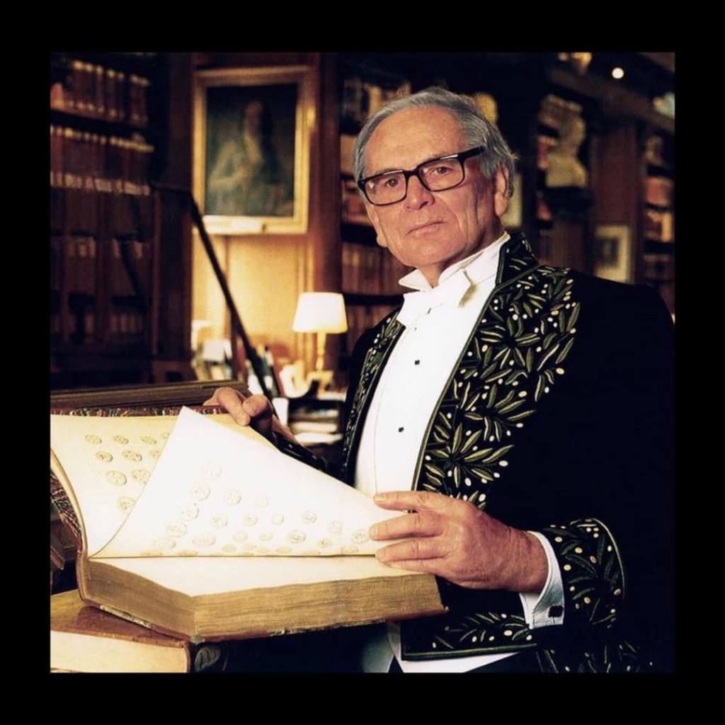 Estilista Pierre Cardin morre aos 98 anos