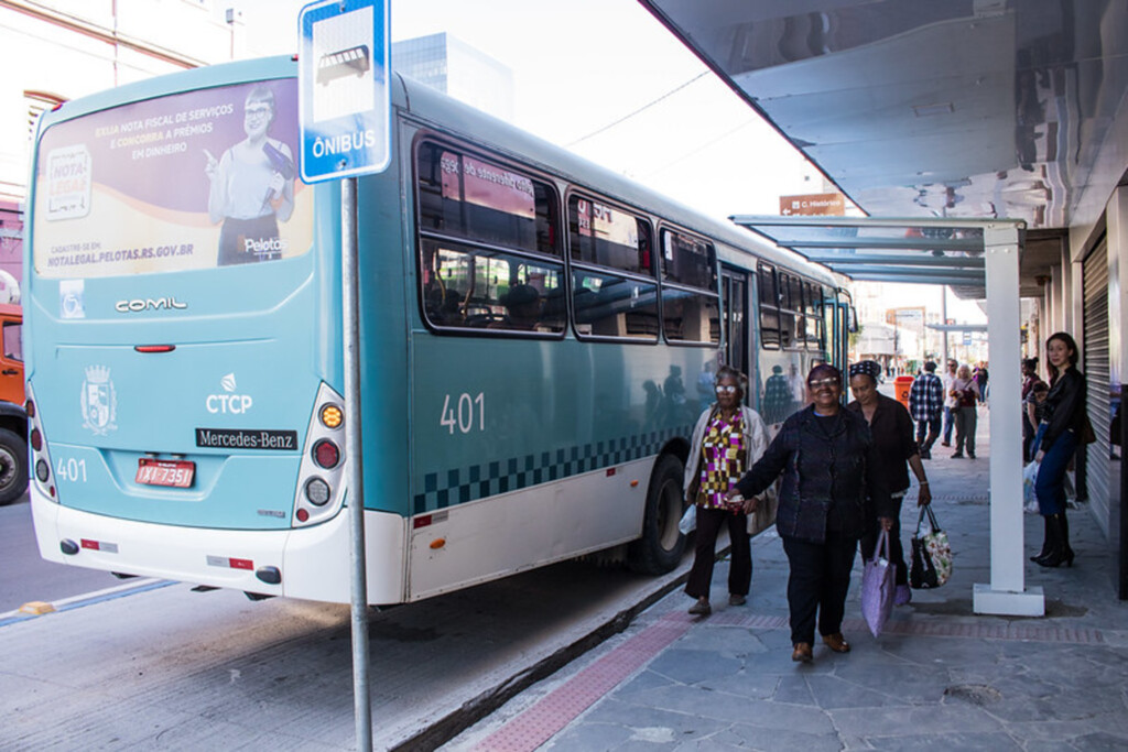 Prefeitura lança pacote para manter tarifa de ônibus
