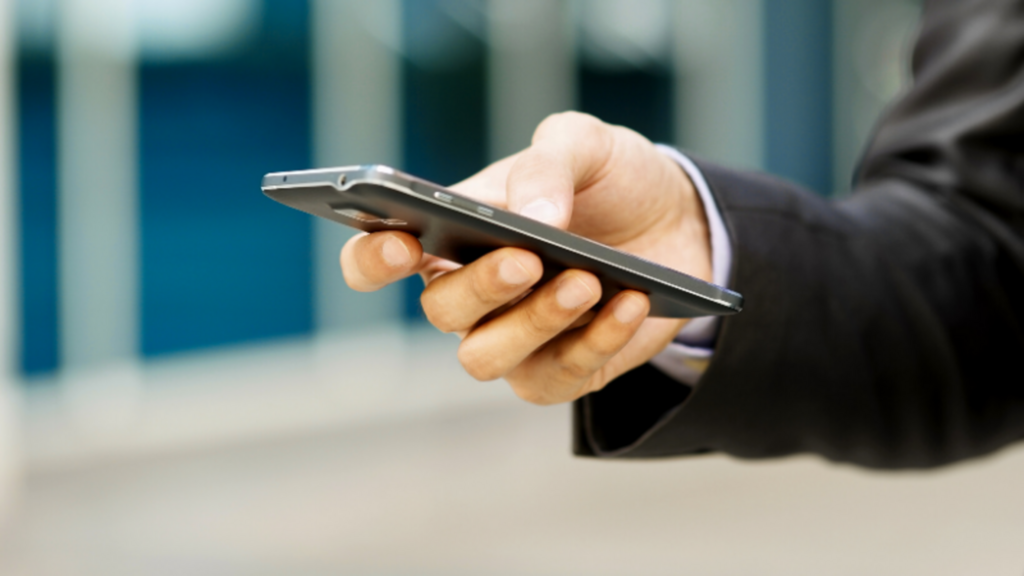 DetranRS alerta cidadãos a cadastrarem seus dados para receber avisos por e-mail e SMS