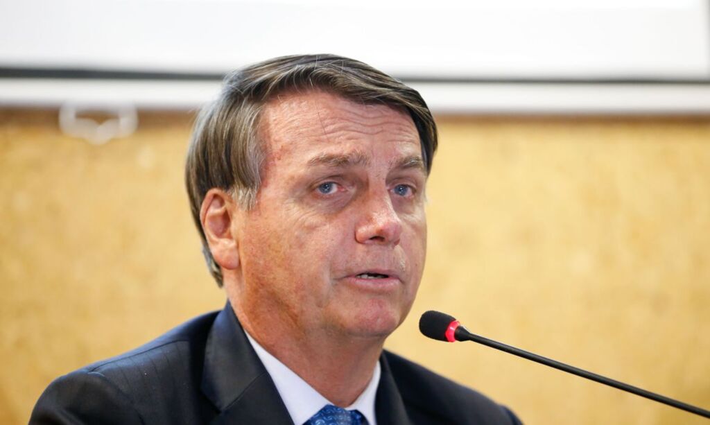 Bolsonaro edita medidas para combate à Covid-19