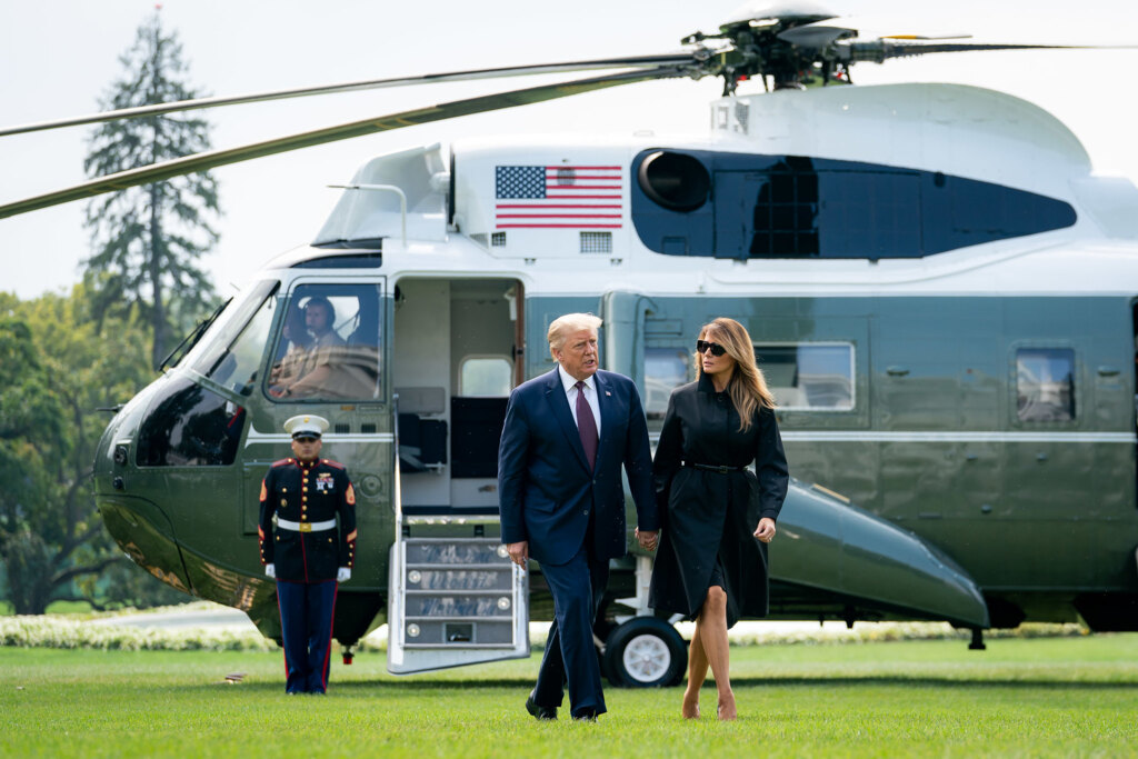 Trump é hospitalizado após confirmar Covid-19