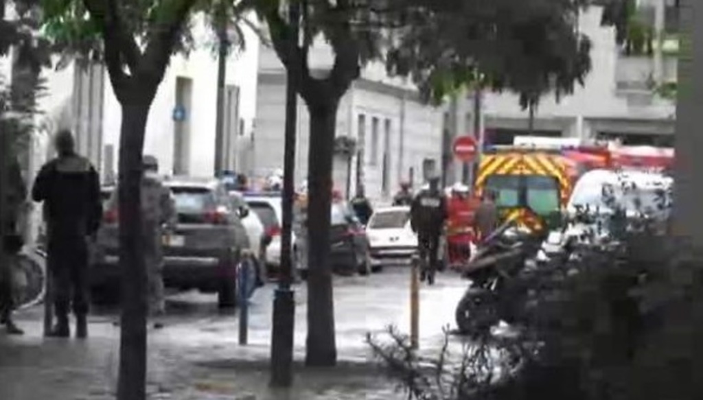 Ataque com faca deixa quatro feridos em Paris