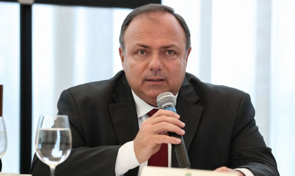 Ministério da Saúde retira Covid-19 da lista de doenças de trabalho