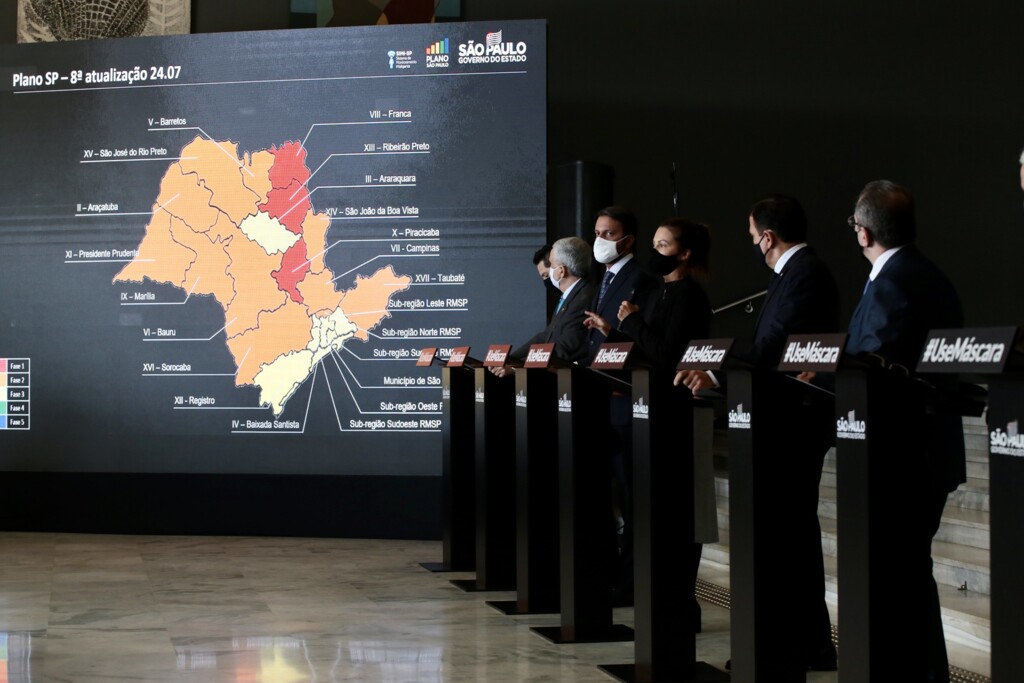 Brasil registra 1.212 óbitos nas últimas 24 horas