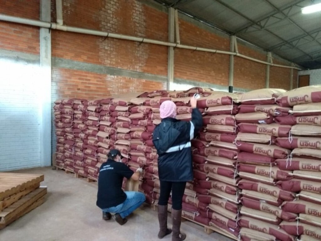 Começa a distribuição de sementes do programa Troca-Troca