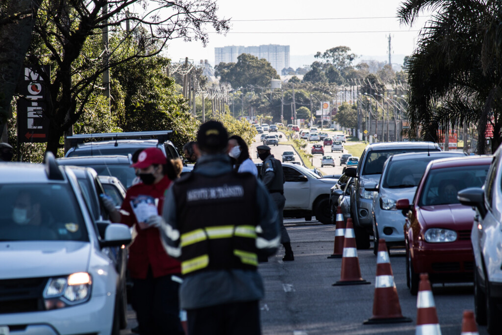 Operações coíbem aglomerações no fim de semana em Pelotas