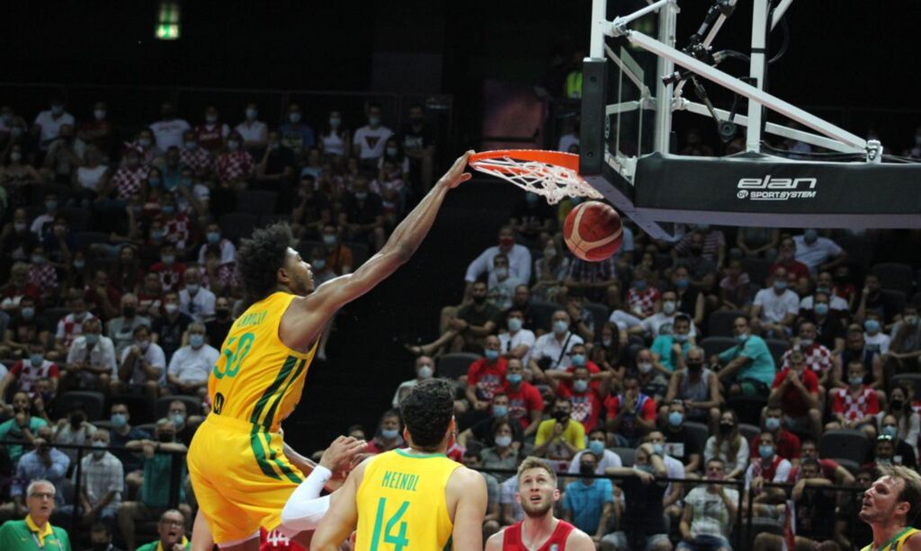 Bruno Caboclo anotou 17 pontos (Foto: Divulgação - FIBA)