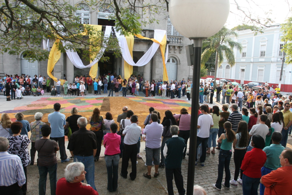 Sem tapetes no Corpus Christi