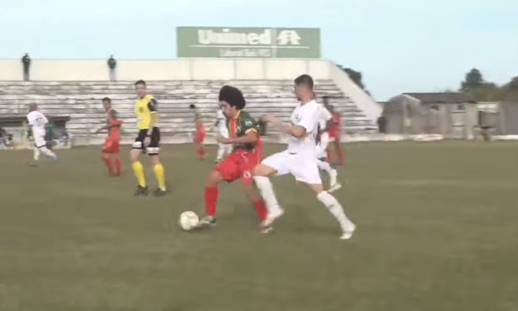 Time de Passo Fundo abriu grande vantagem para o jogo da volta, que será no sábado (Foto: Reprodução - FGF TV)
