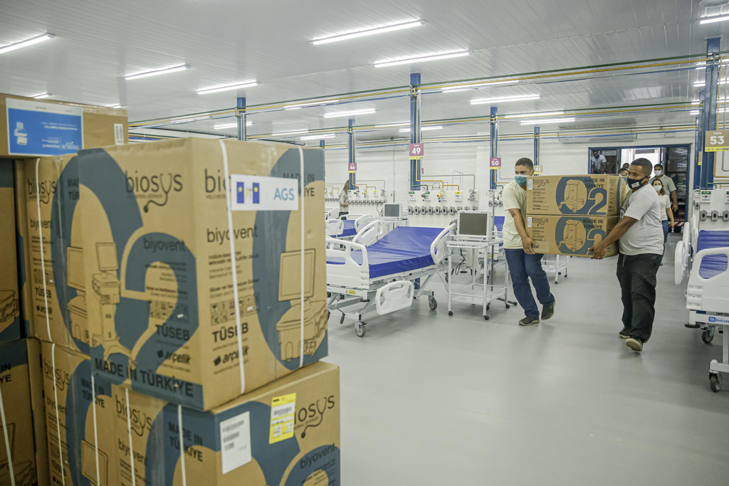 Brasil registra novo recorde de mortes em 24 horas