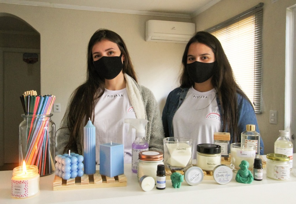 Júlia e VItória apostaram em velas e aromatizantes na zona norte