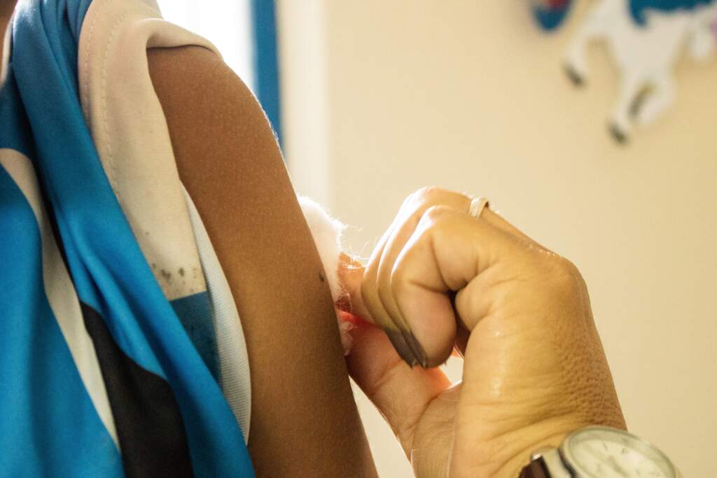 Campanha supera meta de  vacinação de idosos em Pelotas
