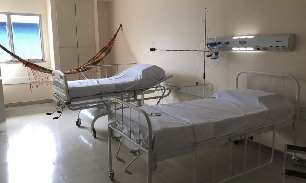 Manaus inaugura ala para tratar índios com Covid-19