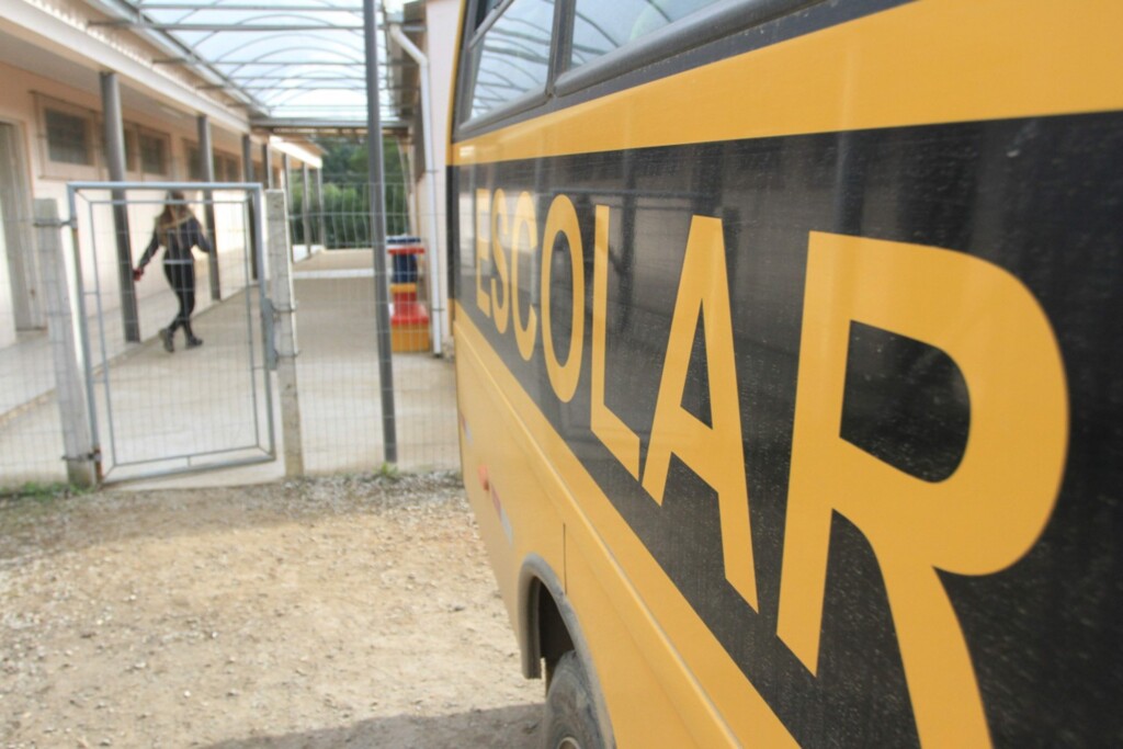 Prefeitura prestará auxílio a profissionais das vans escolares