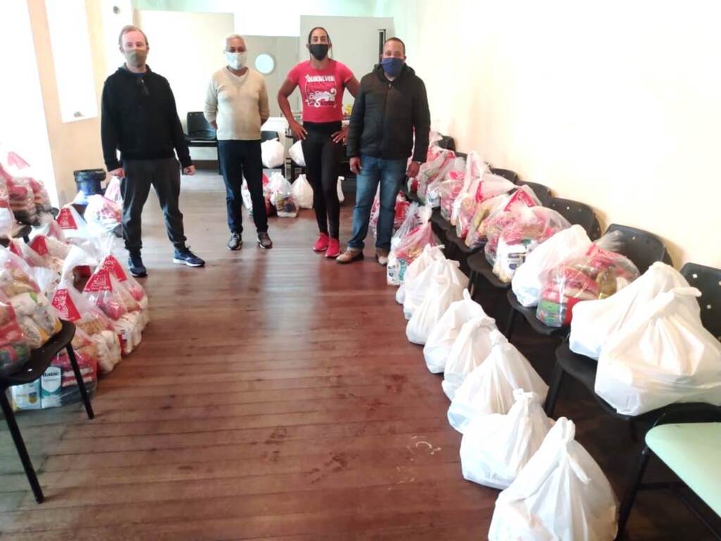 Município entrega mais 50 sacolas a famílias LGBTI+