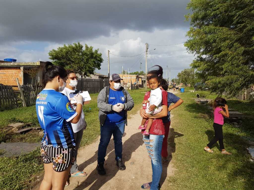 Corrente beija-flor promove drive-thru solidário no Dia das Mães