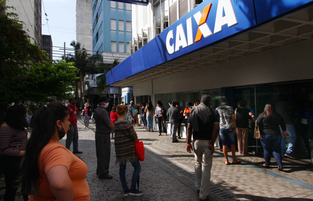 Caixa amplia horário de todas as agências a partir de segunda
