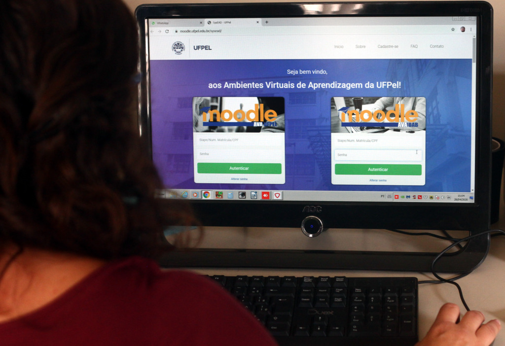 UFPel estuda possibilidade de começar ensino à distância em junho