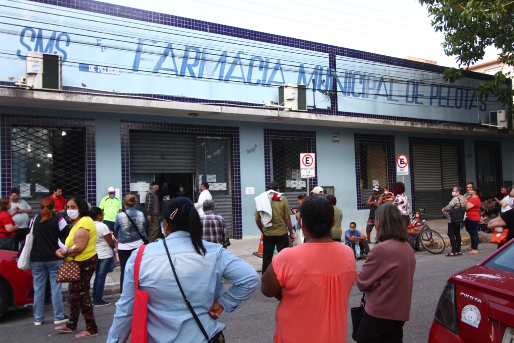 Aglomeração na busca por medicamentos