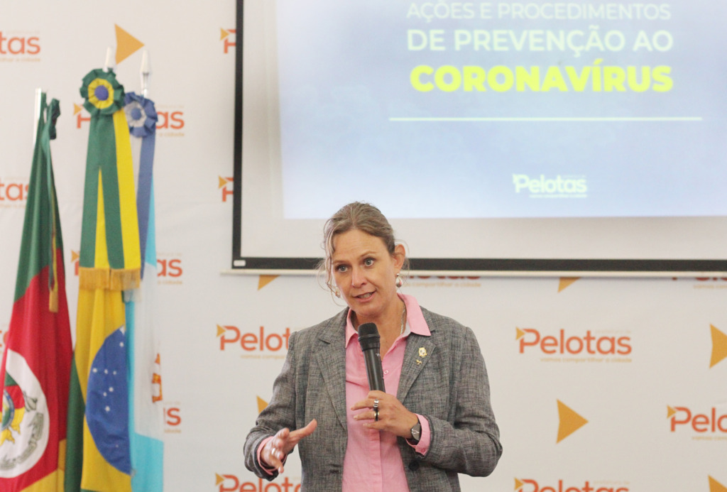 Prefeita lança pacote de medidas para amenizar crise do coronavírus