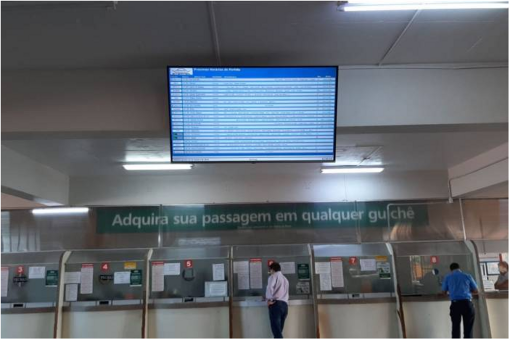 Rodoviária implanta painel informativo de horários e destinos de viagens