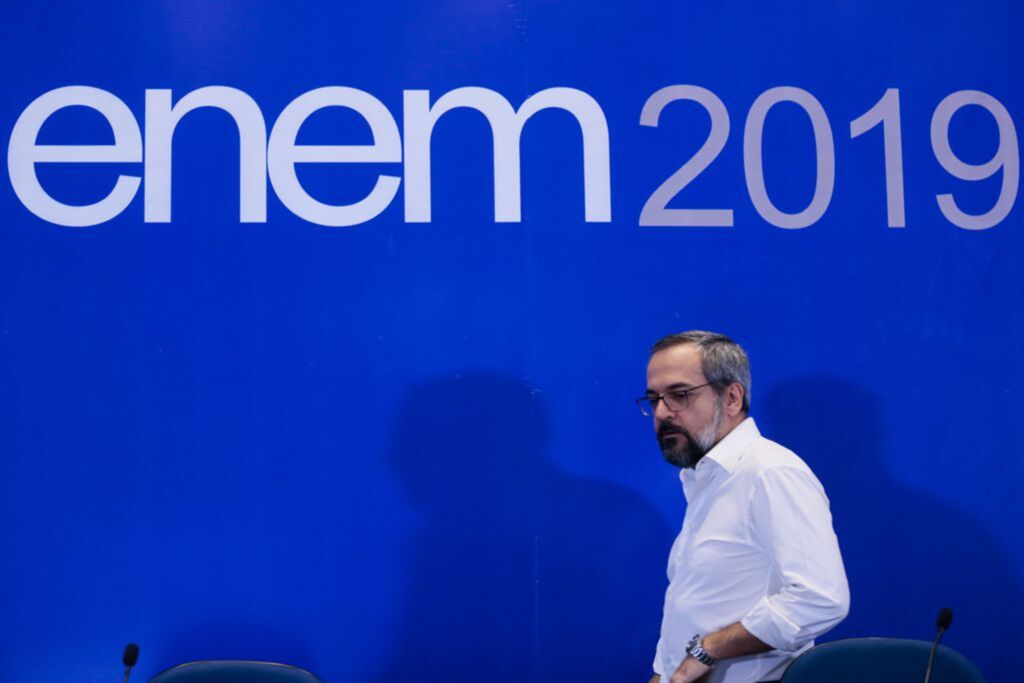 Inep encontra inconsistência em correção do Enem