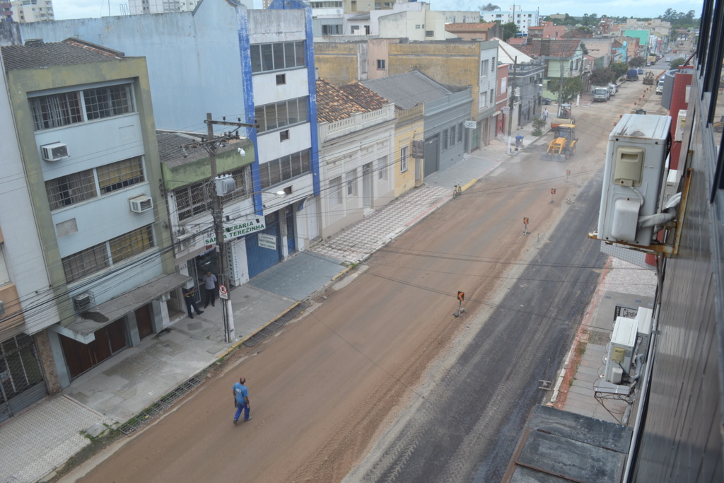 Trecho da Deorodo fica interrompido de sexta a domingo