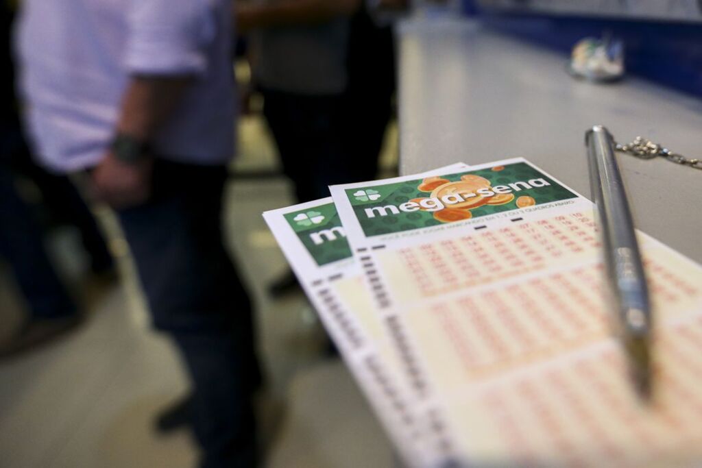 Mega Sena acumula e próximo concurso deve pagar R$ 21,5 milhões