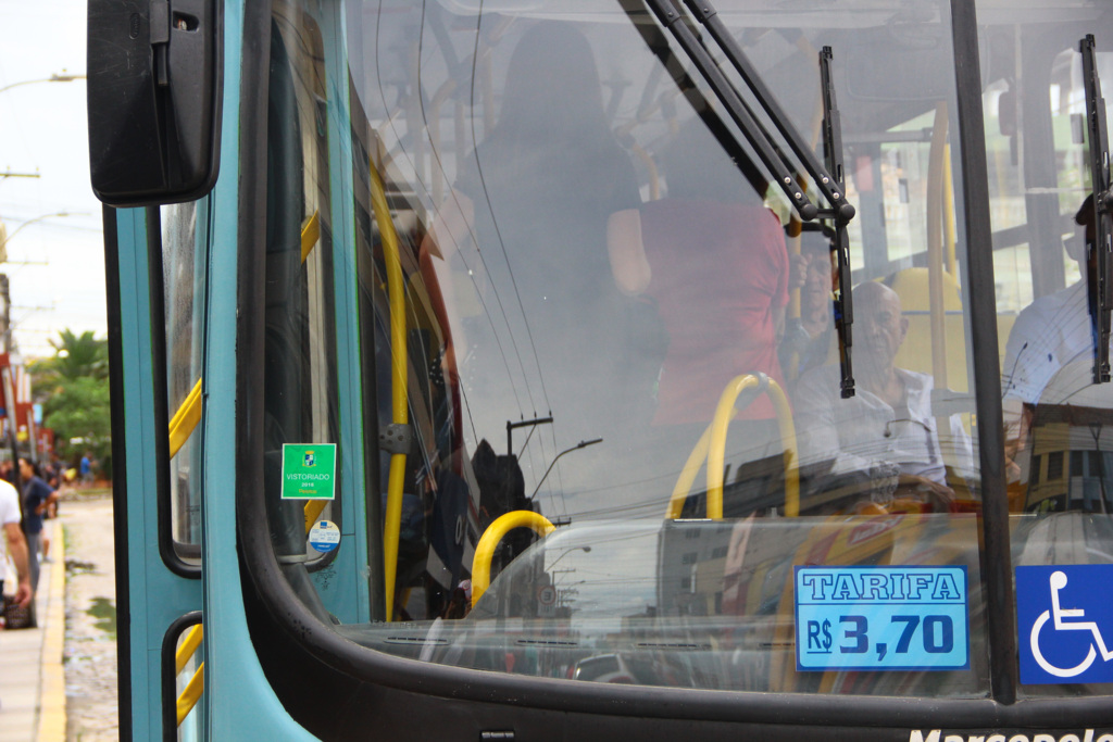 Ônibus voltam a transitar pela Deodoro na segunda-feira