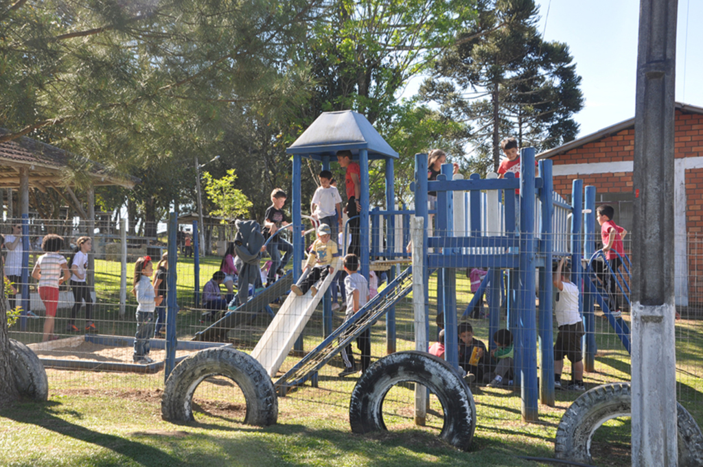 E. E. B. Isidoro Silva