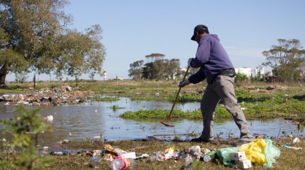 Rio Grande: Cidade recolhe cerca de 60 toneladas de lixo descartado indevidamente por dia