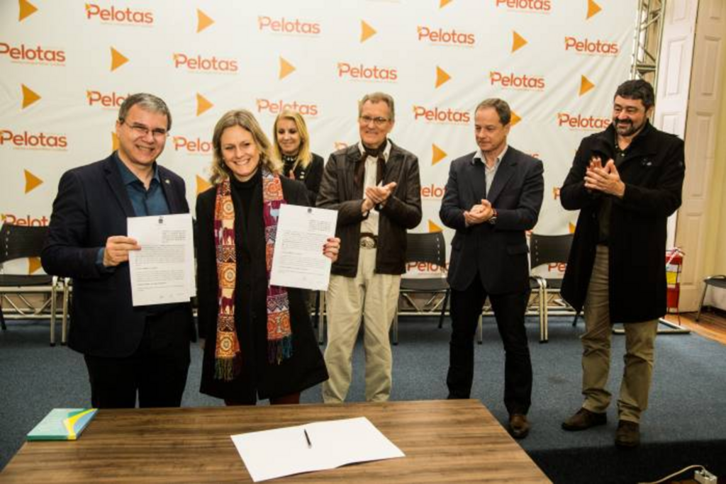 Prefeitura e IFSul firmam convênio de cooperação para aperfeiçoamento de cuidadores